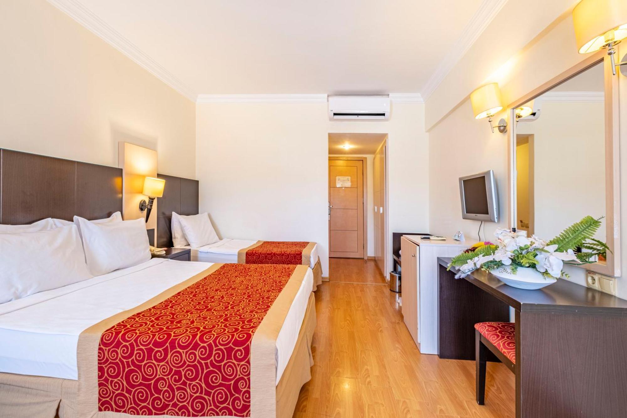 Viking Garden Hotel Kemer Exterior photo