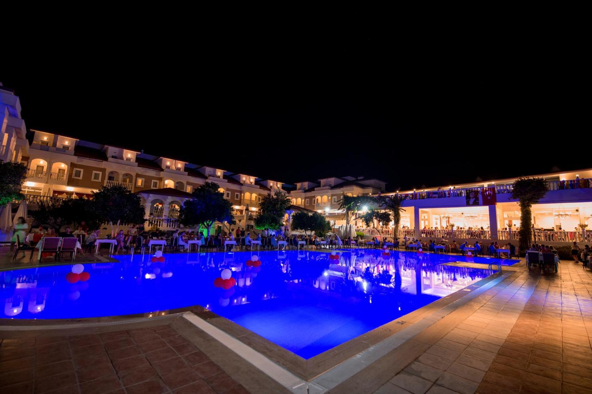 Viking Garden Hotel Kemer Exterior photo